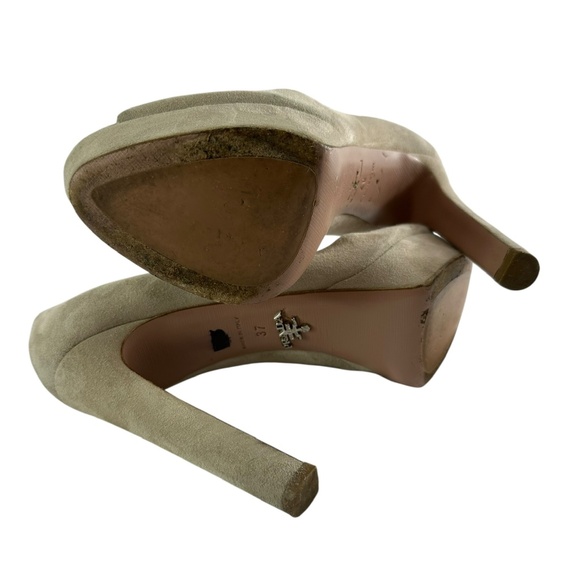 Genuine PRADA Women Cream Suede Peep Toe Pumps Size 37 7 US - Picture 10 of 11